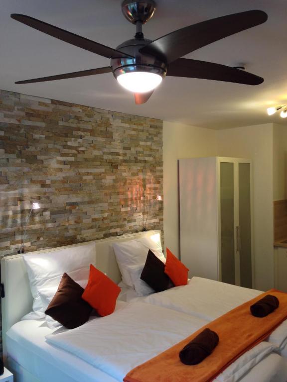 Mein Appartement Huerth Koeln Szoba fotó