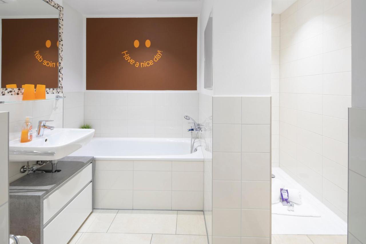 Mein Appartement Huerth Koeln Kültér fotó